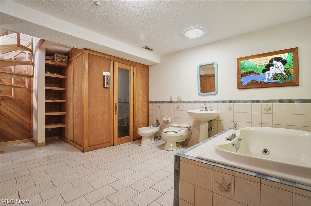12376 Heath Road Chesterland OH 44026