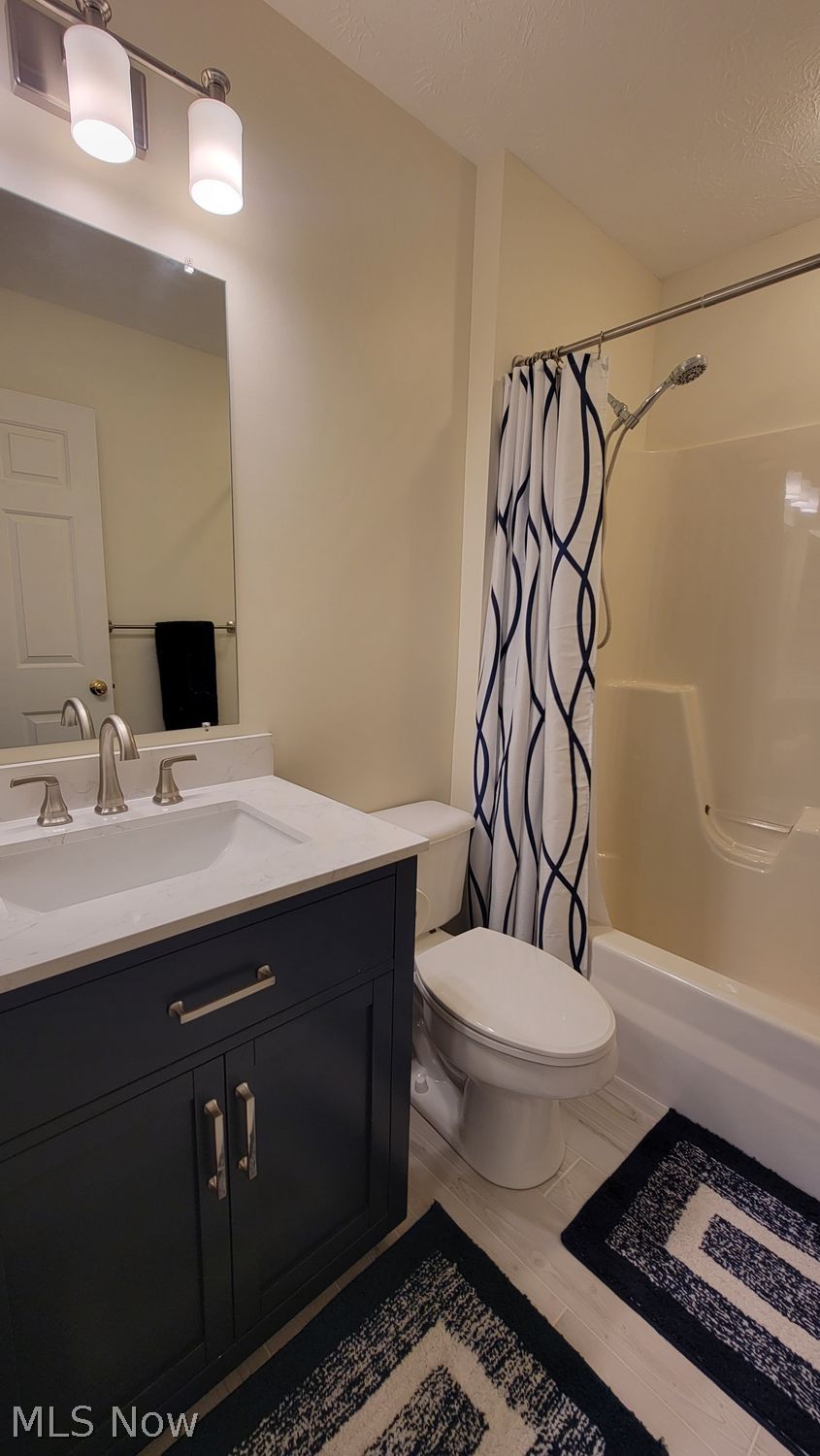 34894 Cambridge Drive North Ridgeville OH 44039