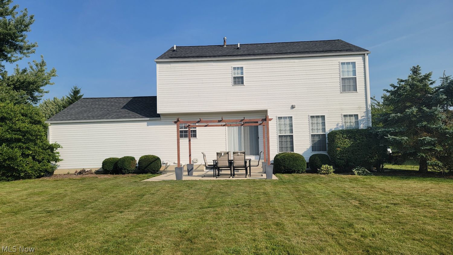 34894 Cambridge Drive North Ridgeville OH 44039