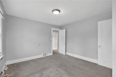 11312 Dove Avenue Cleveland OH 44105