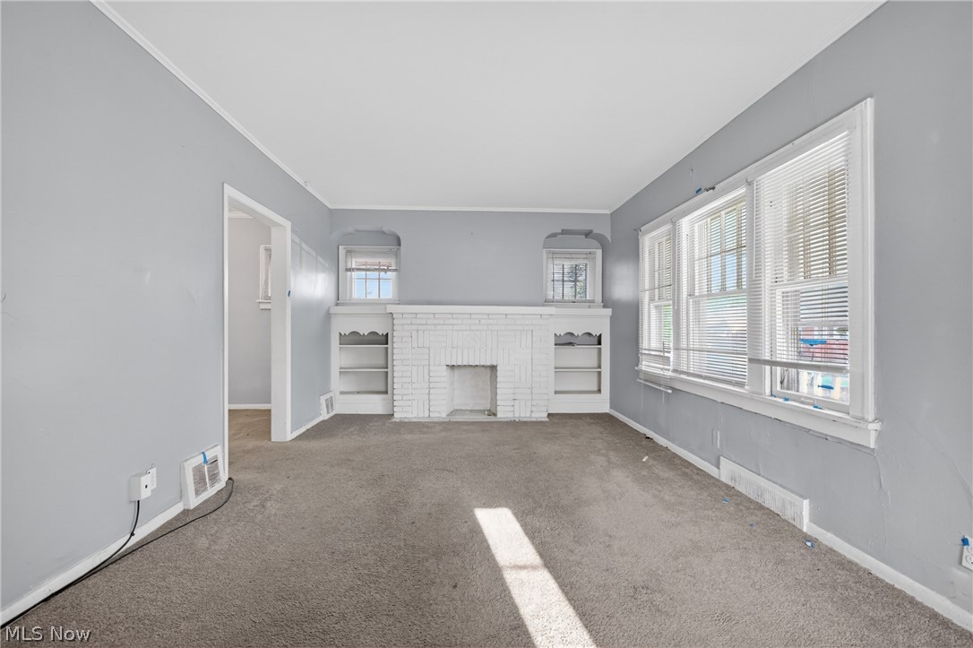 11312 Dove Avenue Cleveland OH 44105
