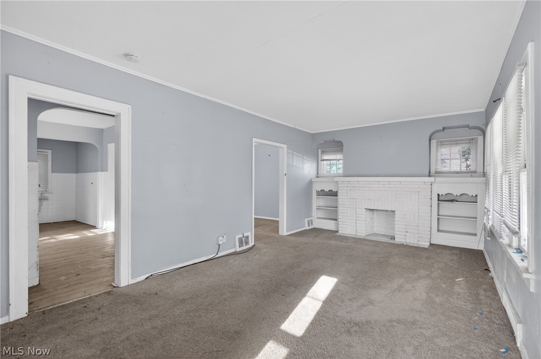 11312 Dove Avenue Cleveland OH 44105