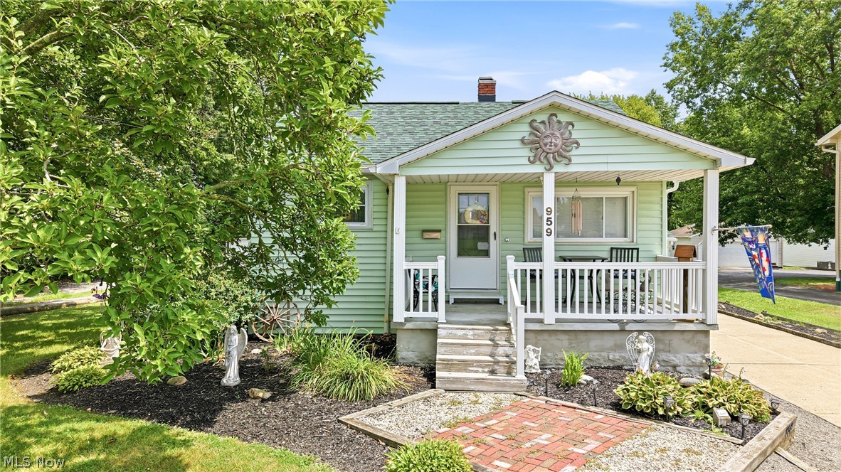959 Beechwood Drive Girard OH 44420