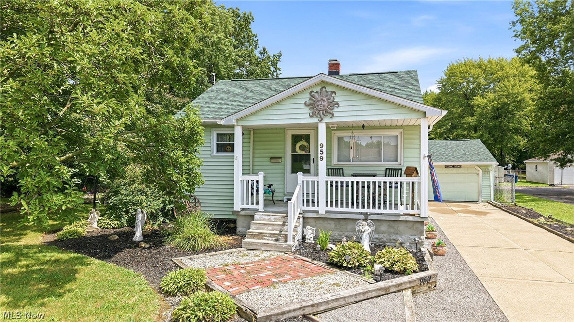 959 Beechwood Drive Girard OH 44420