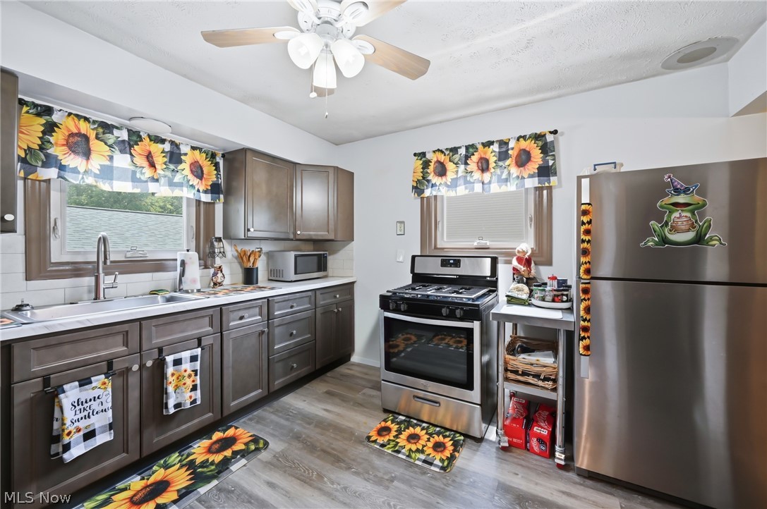 959 Beechwood Drive Girard OH 44420