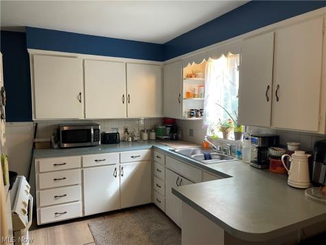 710 Clearview Avenue Akron OH 44301