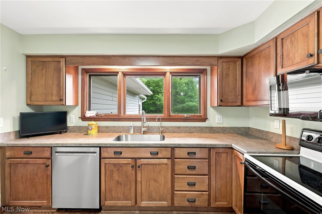 8525 Kirkwood Drive Chesterland OH 44026