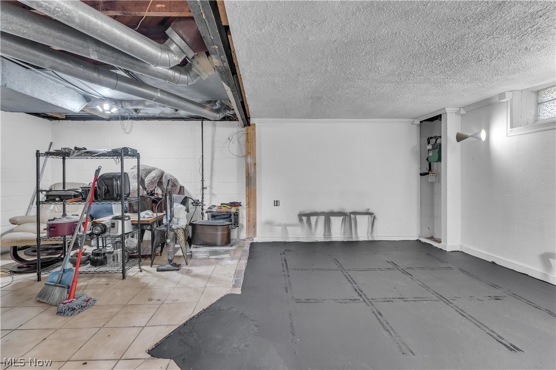 7009 Orchard Grove Avenue Cleveland OH 44144