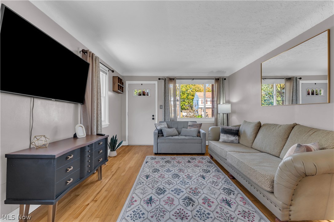 7009 Orchard Grove Avenue Cleveland OH 44144