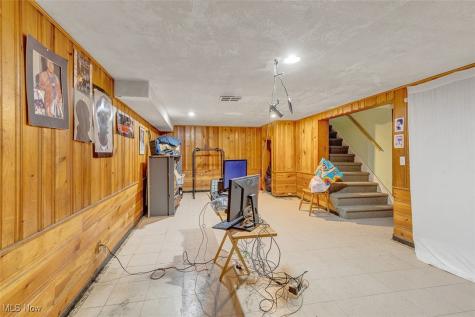 14429 Onaway Road Shaker Heights OH 44120