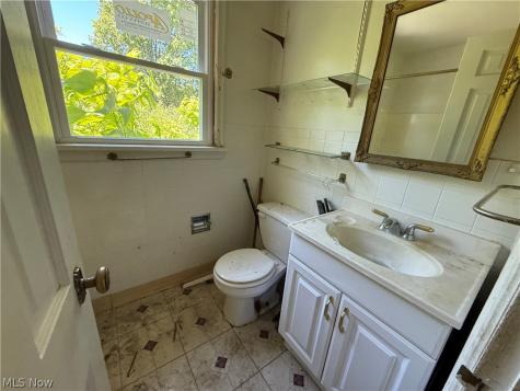 3368 E 149th Street Cleveland OH 44120
