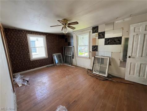 3368 E 149th Street Cleveland OH 44120