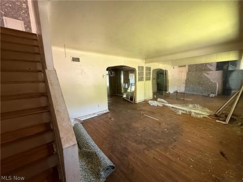 3368 E 149th Street Cleveland OH 44120