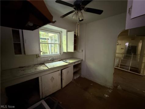 3368 E 149th Street Cleveland OH 44120