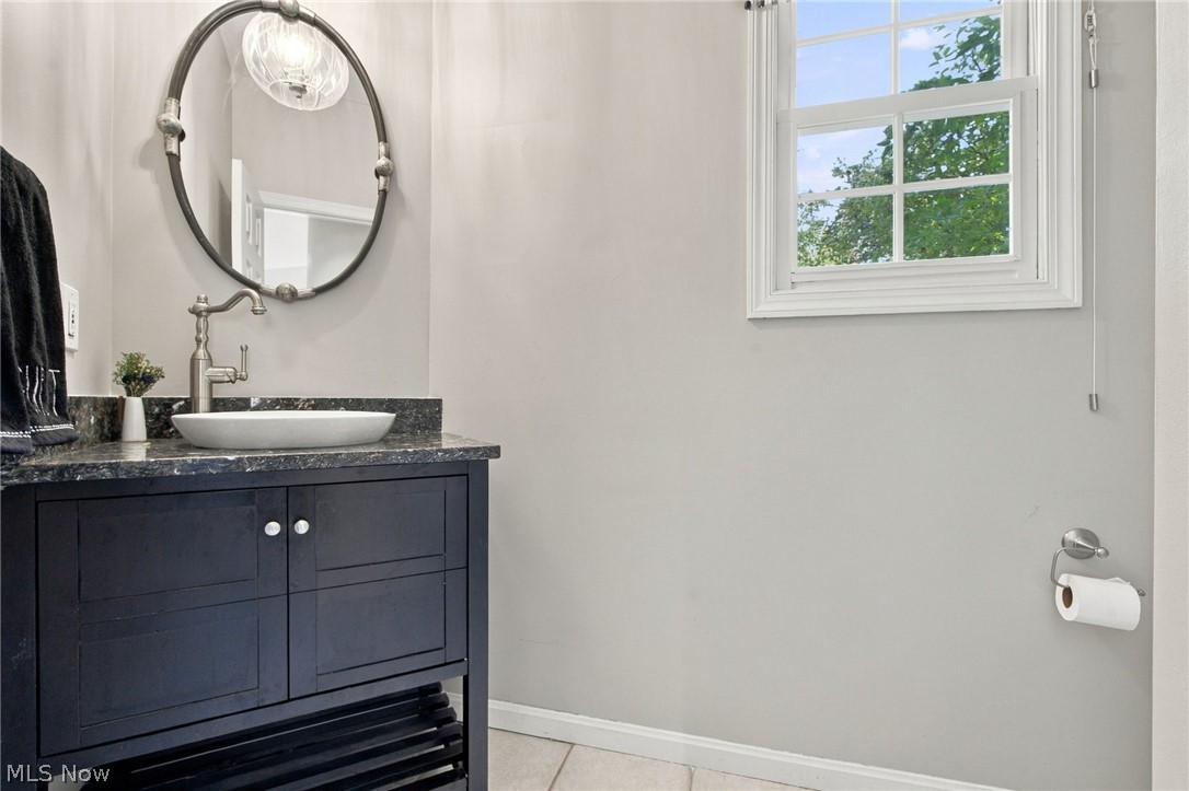 8140 Carrington Place Chagrin Falls OH 44023