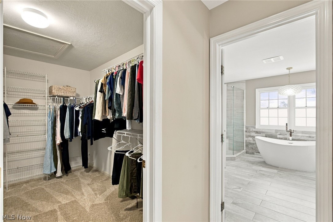 8140 Carrington Place Chagrin Falls OH 44023