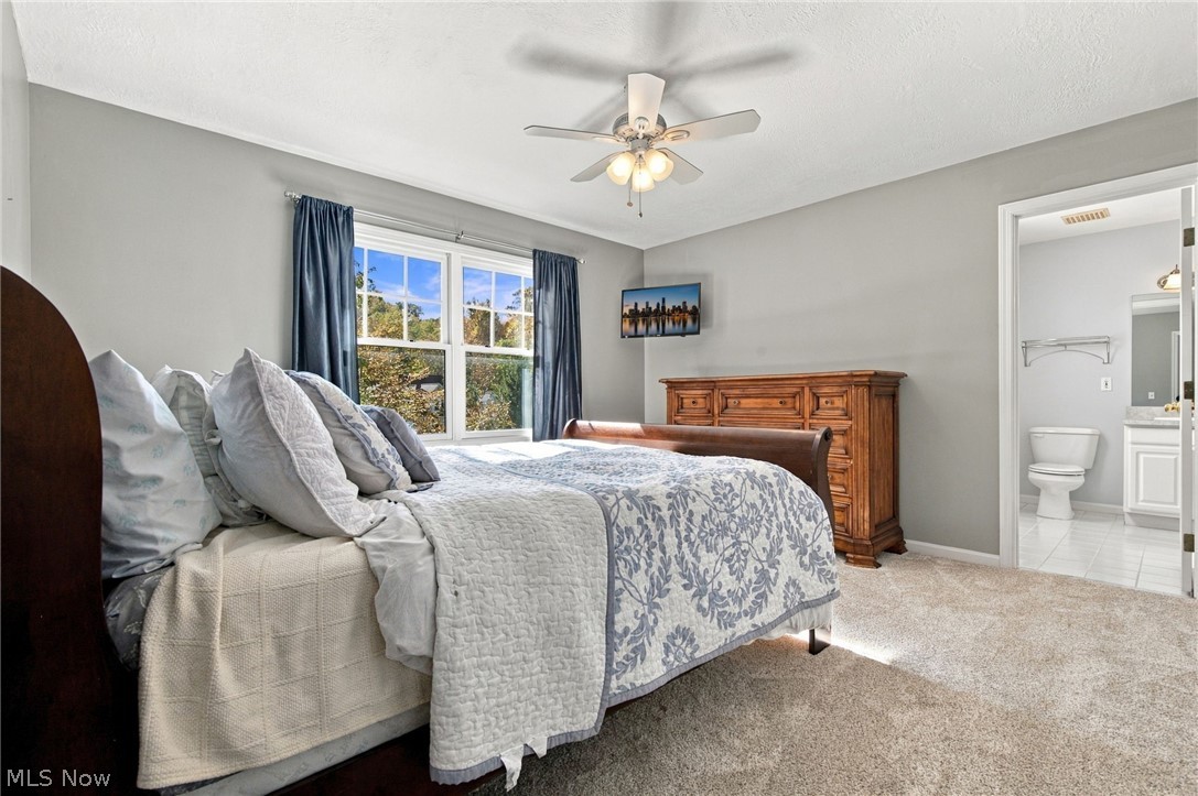8140 Carrington Place Chagrin Falls OH 44023