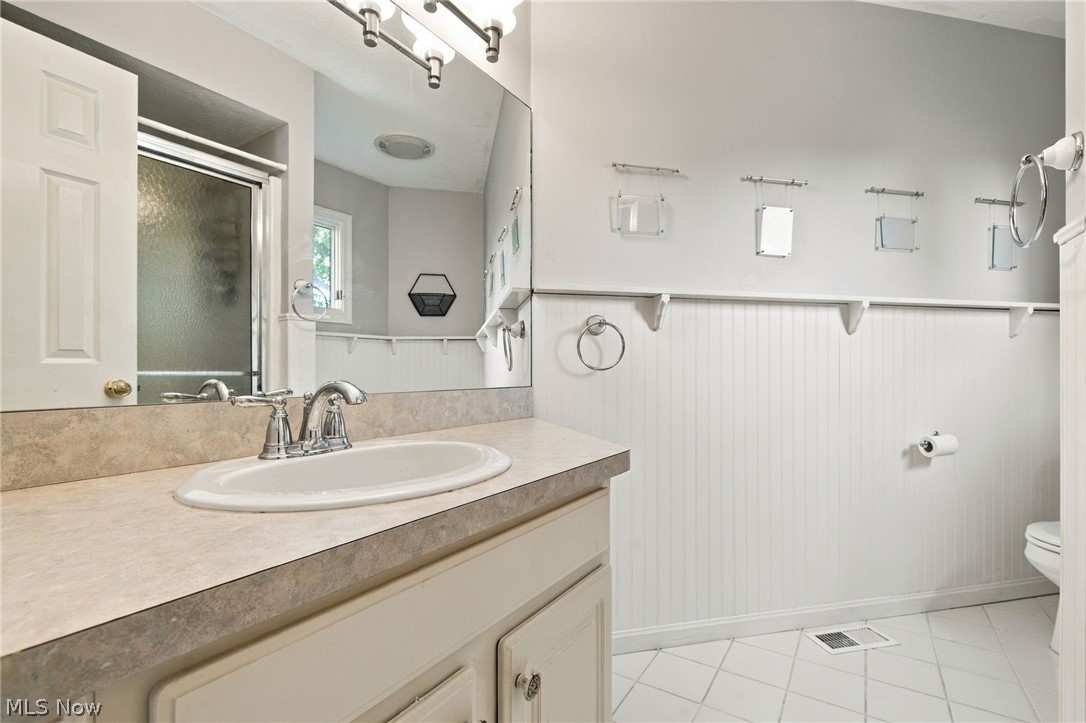 8140 Carrington Place Chagrin Falls OH 44023