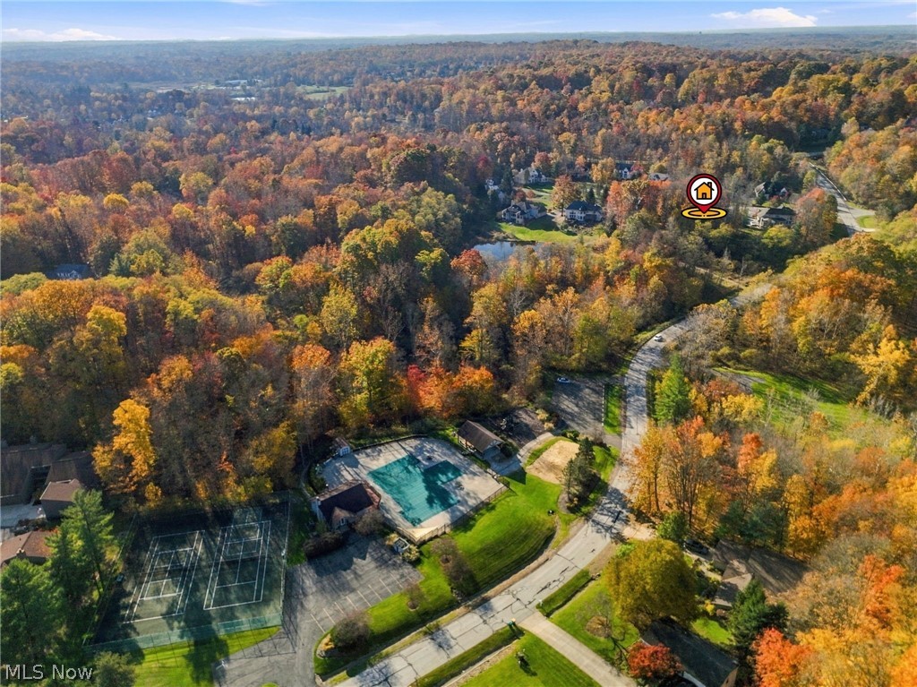 8140 Carrington Place Chagrin Falls OH 44023