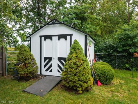 4905 Sassafras Drive Parma OH 44129