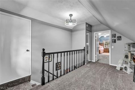 5042 W 5th Street Independence OH 44131