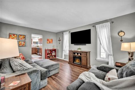 5042 W 5th Street Independence OH 44131