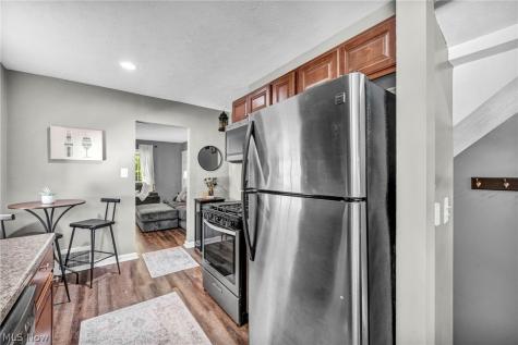5042 W 5th Street Independence OH 44131