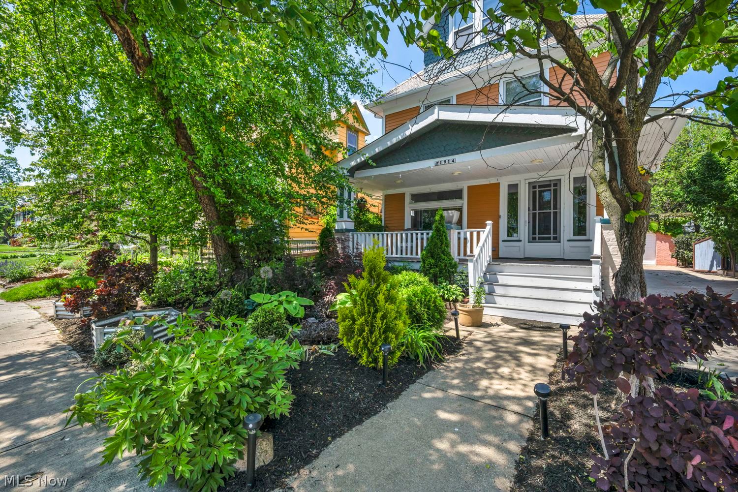 1914 W 73rd Street Cleveland OH 44102