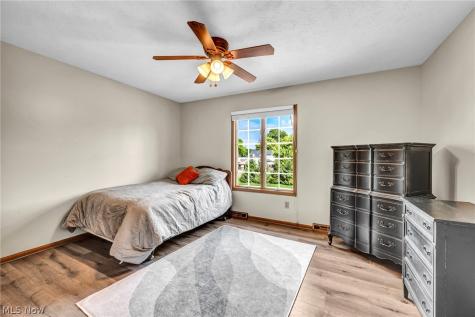 14042 Crystal Creek Drive Strongsville OH 44149