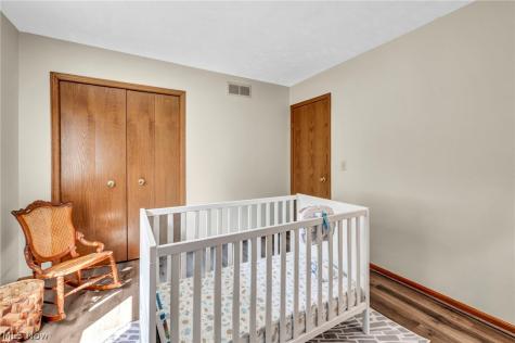 14042 Crystal Creek Drive Strongsville OH 44149