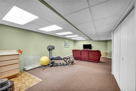 14042 Crystal Creek Drive Strongsville OH 44149