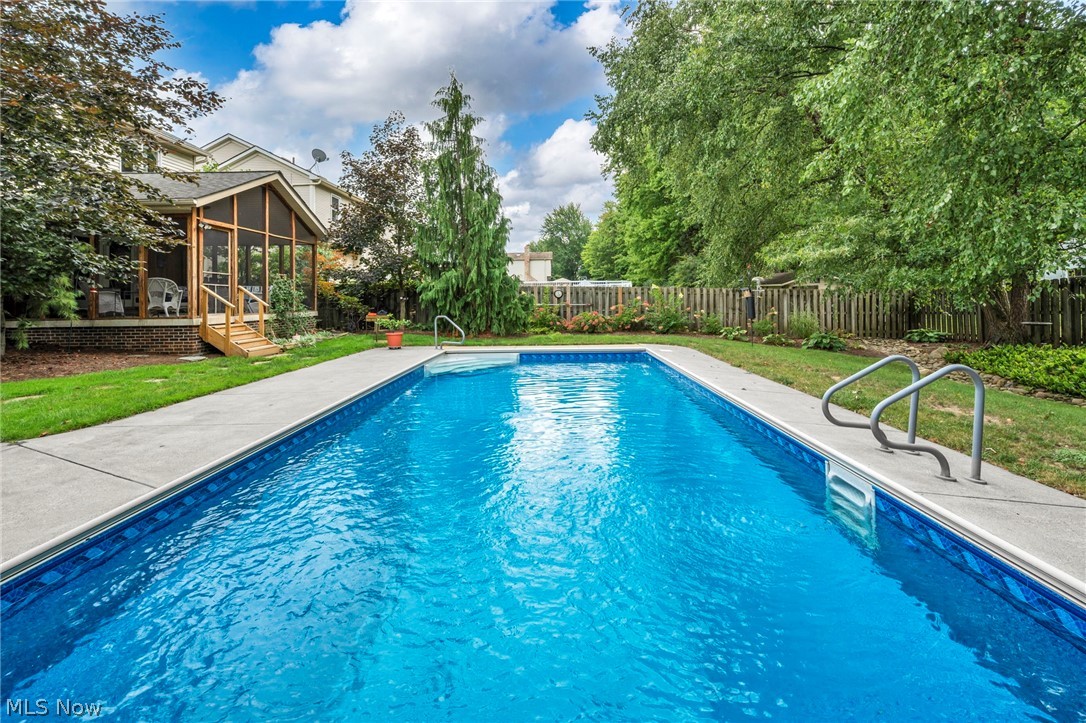 14042 Crystal Creek Drive Strongsville OH 44149