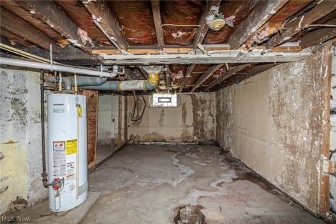 1107 W 2nd Street Lorain OH 44052