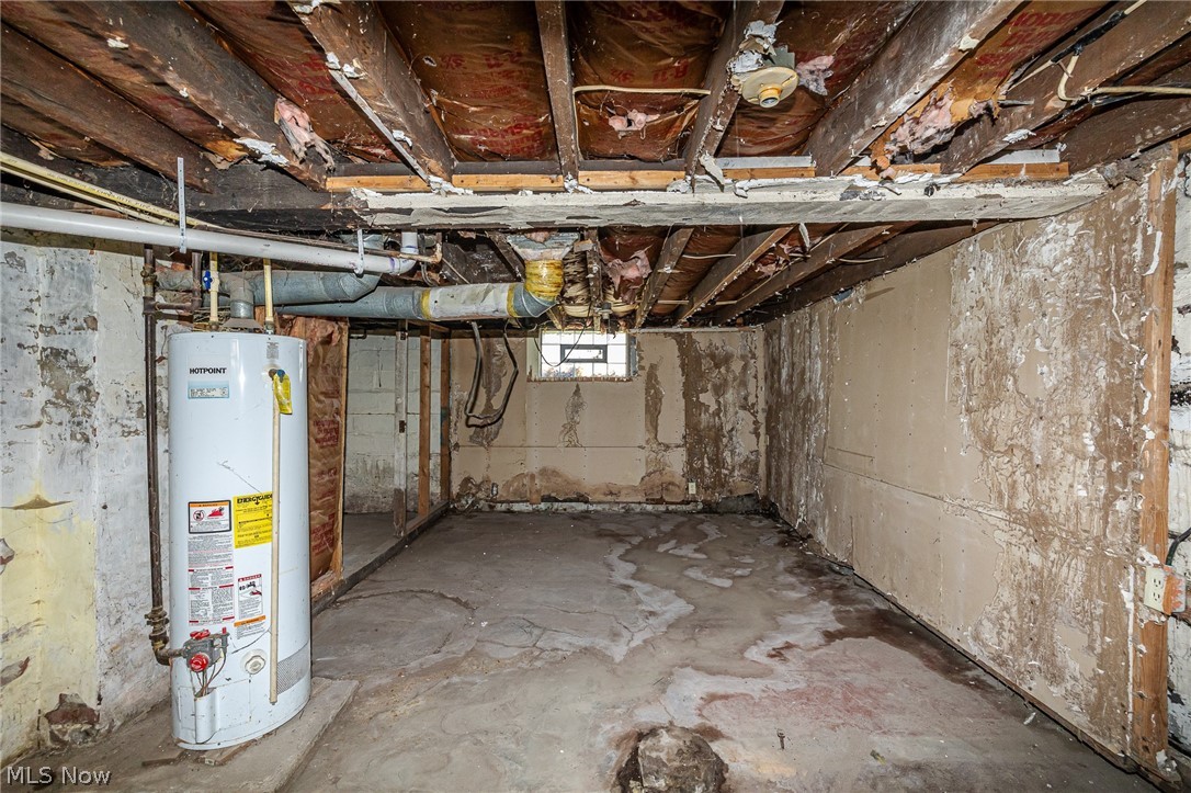 1107 W 2nd Street Lorain OH 44052
