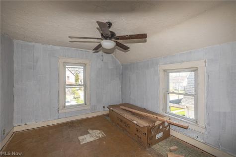 1107 W 2nd Street Lorain OH 44052