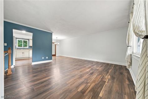 24263 Lebern Drive North Olmsted OH 44070