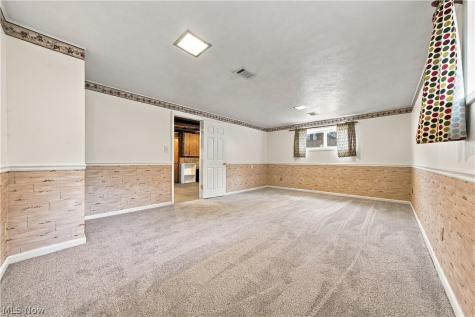 24263 Lebern Drive North Olmsted OH 44070