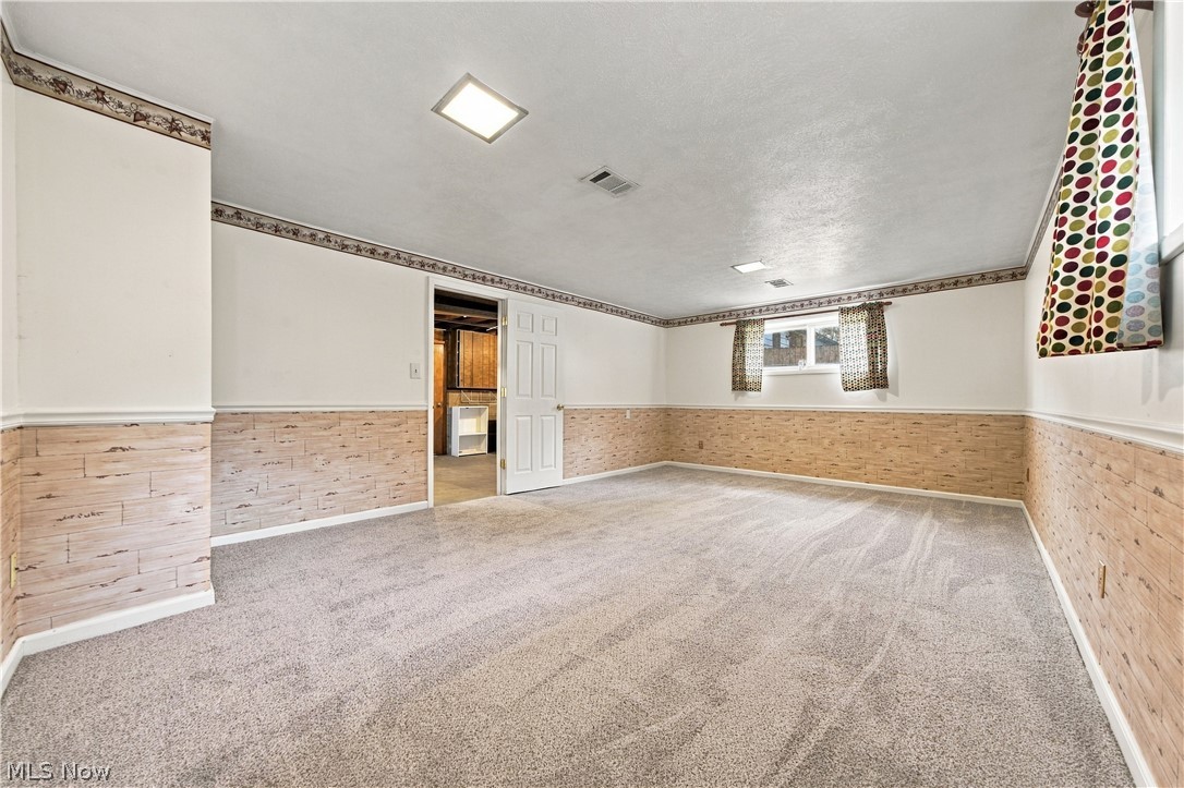 24263 Lebern Drive North Olmsted OH 44070