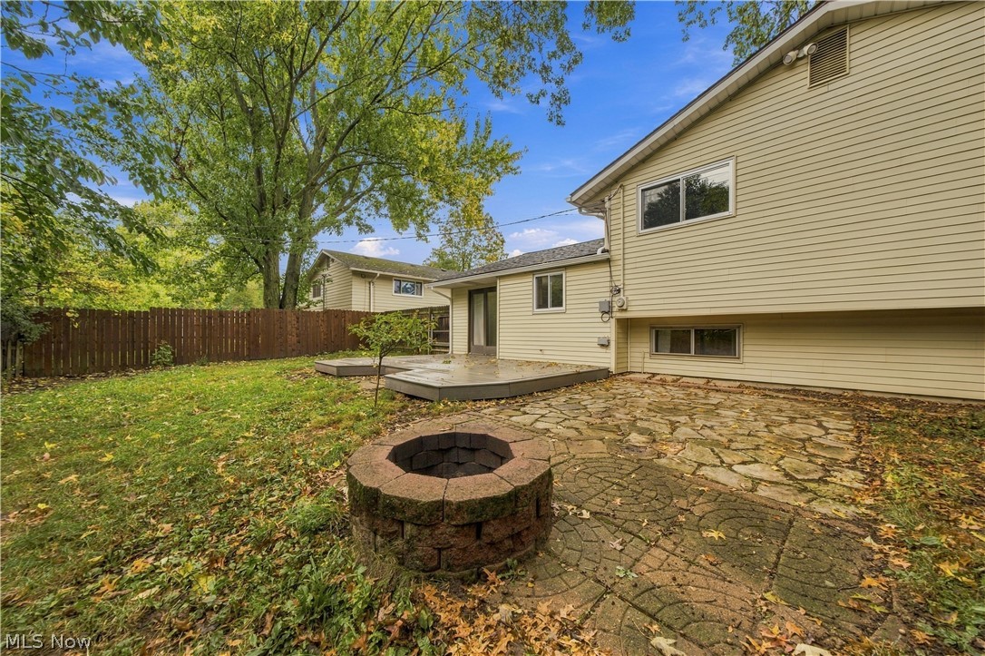 24263 Lebern Drive North Olmsted OH 44070