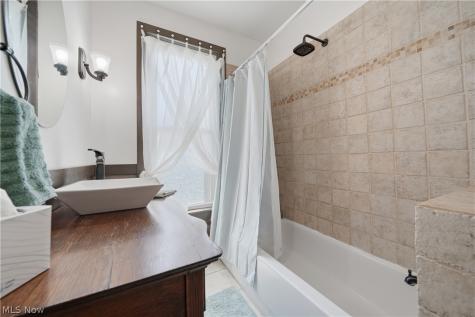 311 E Highland Avenue Ravenna OH 44266