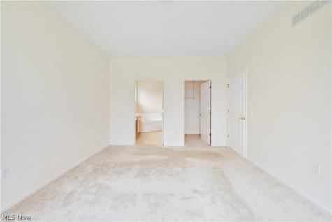 1908 Pembrooke Lane Avon OH 44011