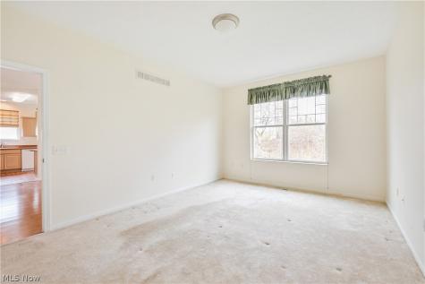 1908 Pembrooke Lane Avon OH 44011