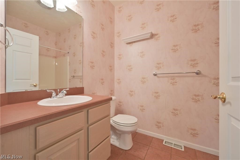 1908 Pembrooke Lane Avon OH 44011