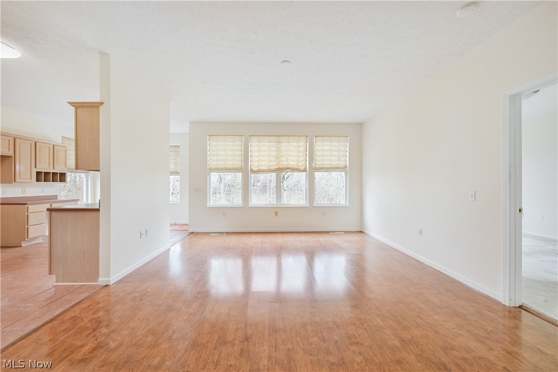 1908 Pembrooke Lane Avon OH 44011