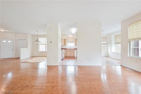 1908 Pembrooke Lane Avon OH 44011