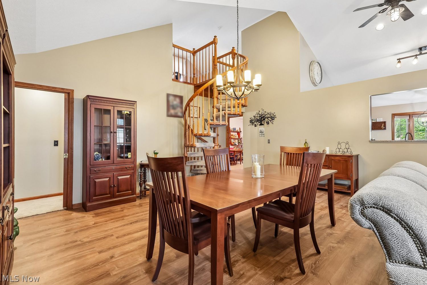12579 Woodberry Lane Strongsville OH 44149