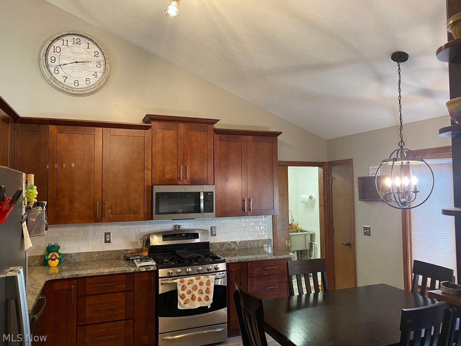 12579 Woodberry Lane Strongsville OH 44149