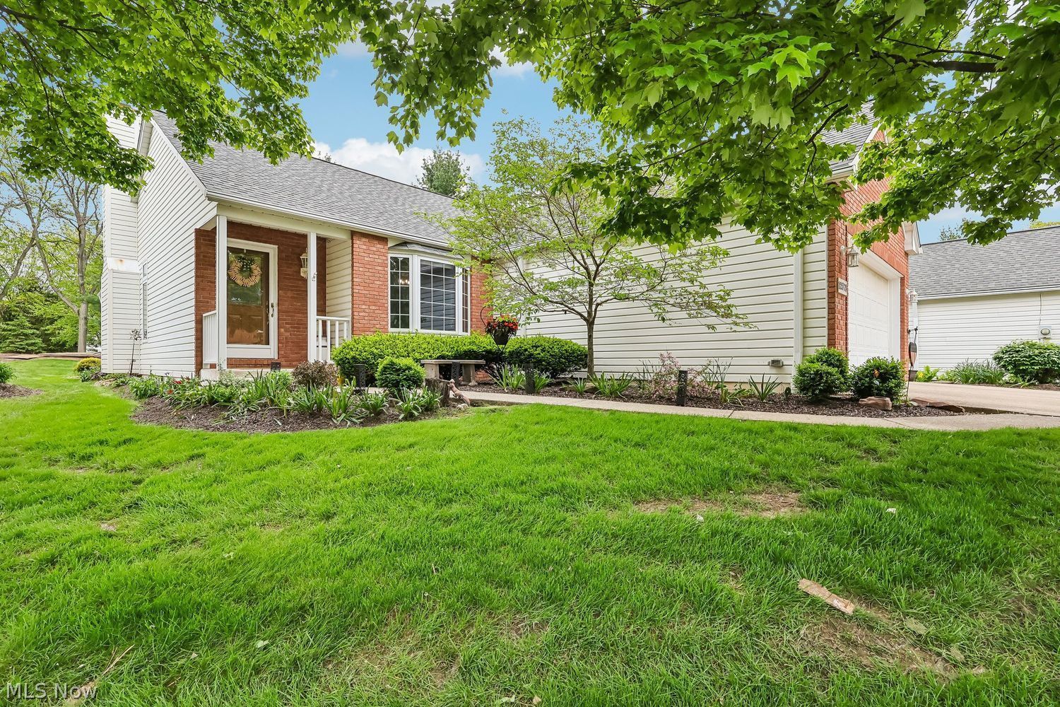 12579 Woodberry Lane Strongsville OH 44149