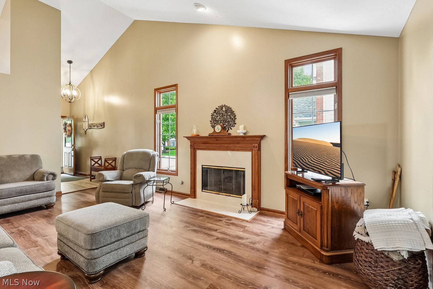 12579 Woodberry Lane Strongsville OH 44149