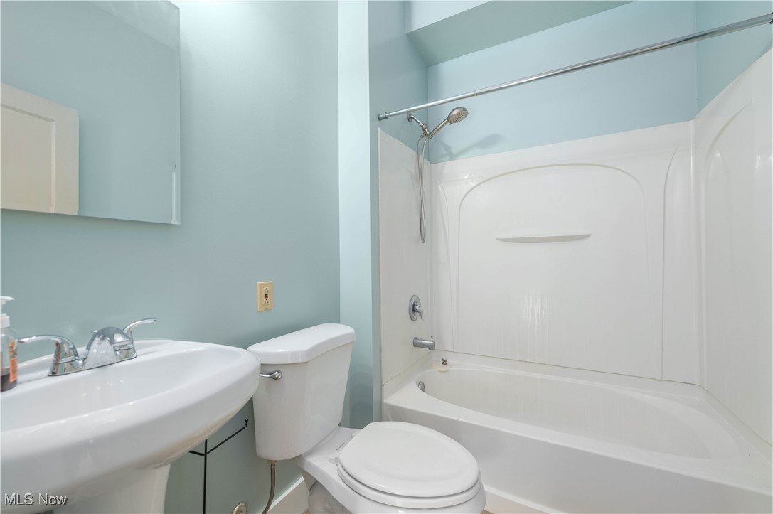 625 Bassett Road Bay Village OH 44140